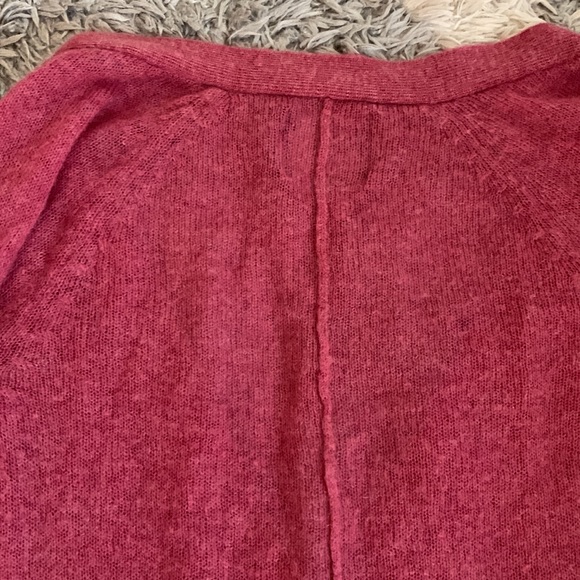 American Eagle Pink Sweater. Size M. - Picture 13 of 15